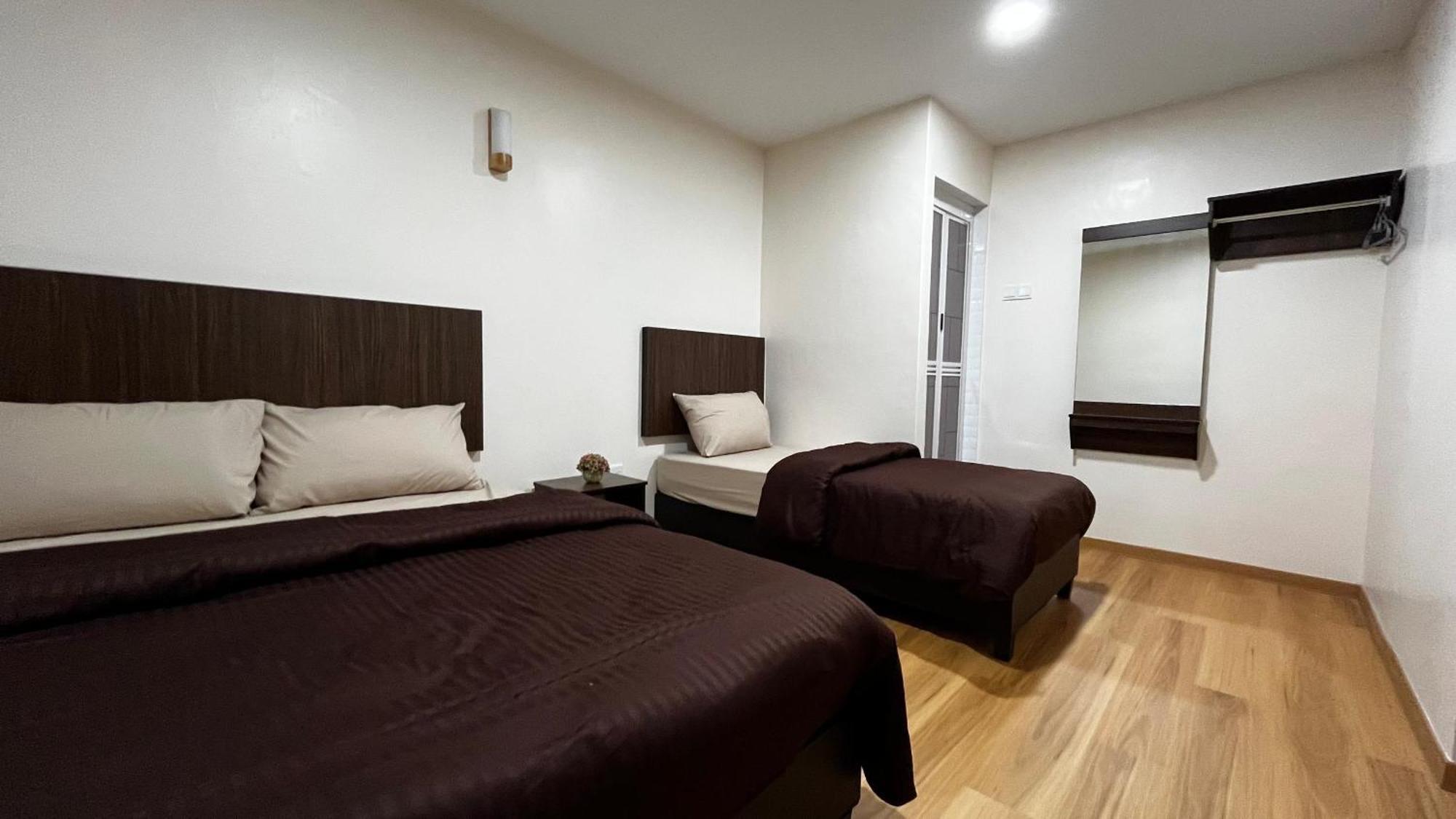 Skye Apartment Hotel Бринчанг Екстер'єр фото